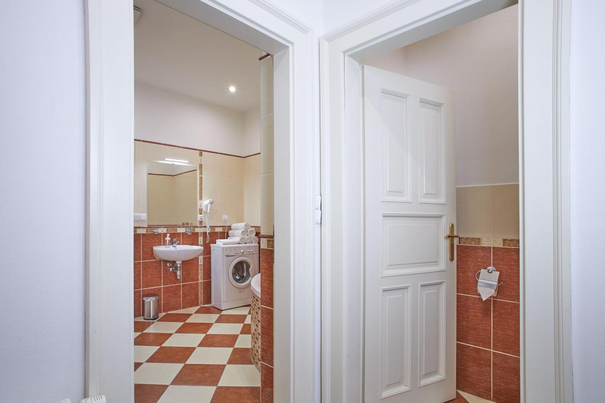Charles Bridge Suites 프라하 외부 사진